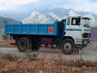 CAMION (7)  IMAGENES FOTOS AENA